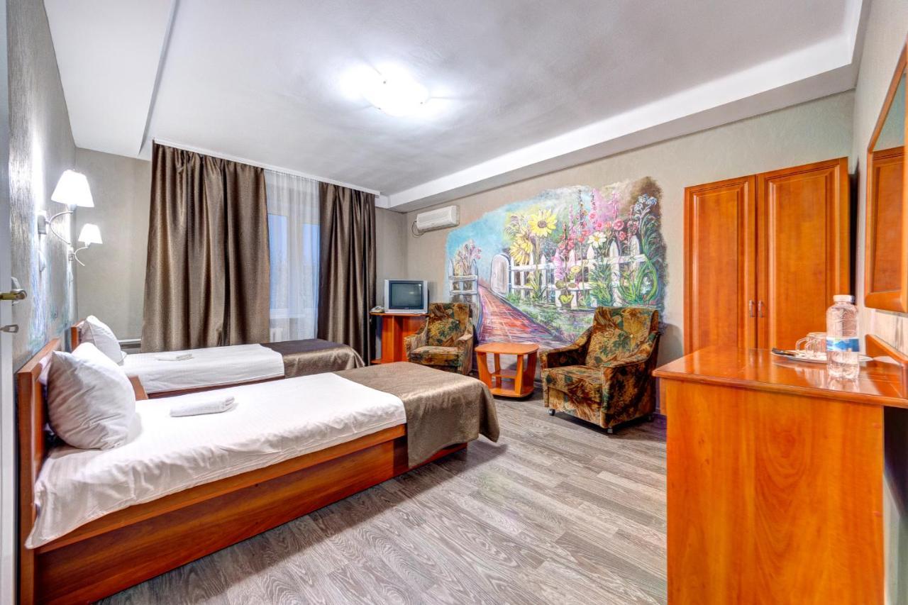 Holosiyvsky Hotel