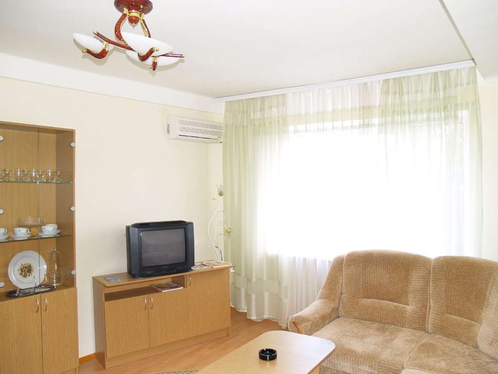 Holosiyvsky Hotel 3*