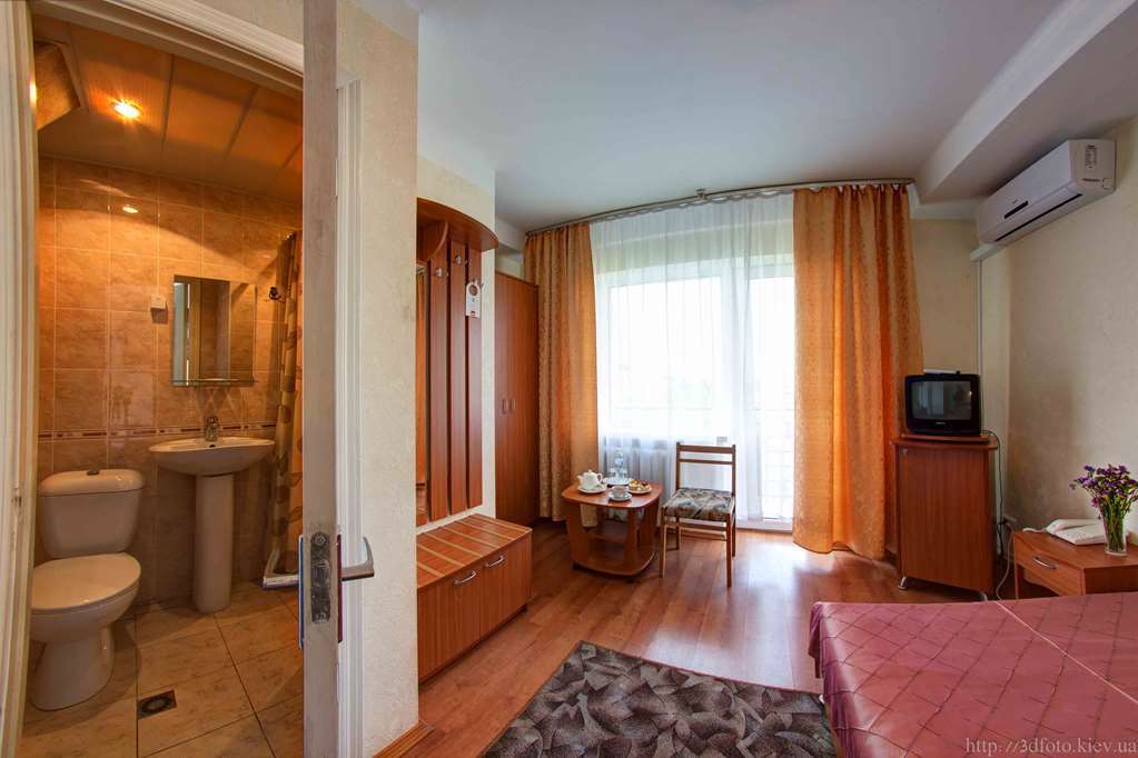 Holosiyvsky 3* Kijów